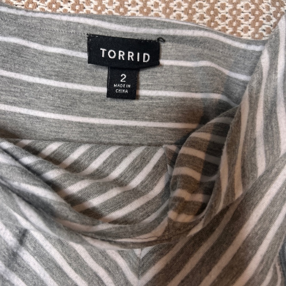 Torrid Gray Striped High Low Maxi Dress Size 2(2XL) - Picture 10 of 10